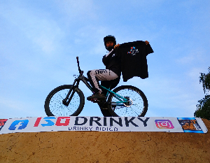 Ivo Mádr @dirt._.by._.ivo další tvář Isodrinků